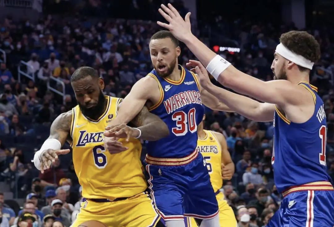 kaiyun-哈兰德重返赛场，夺冠首场状态出色，湖人观众沸腾！上演精彩一战-kaiyun