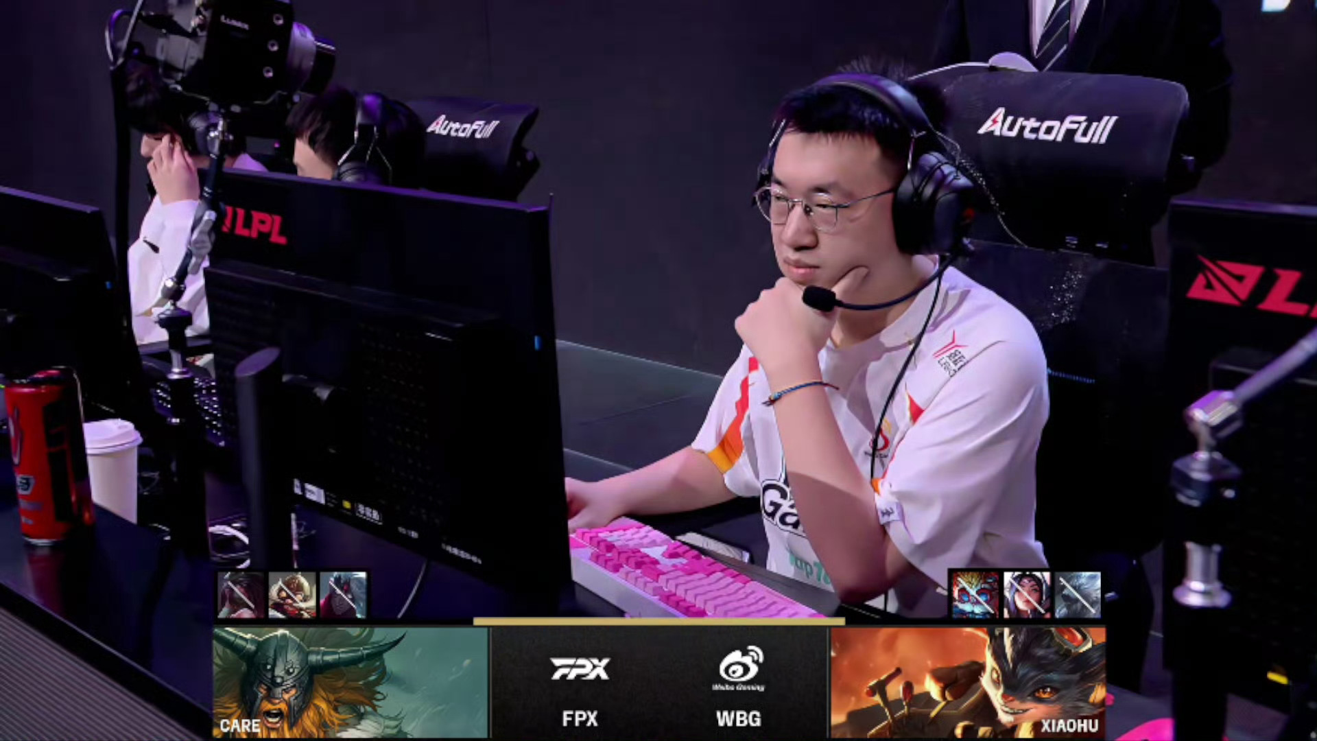 开云在线-Doinb官方宣布锐不可当新规，热火引发争议！赛场气氛高涨-开云在线